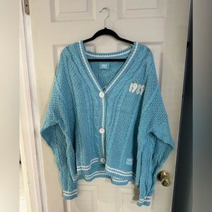 TAYLOR SWIFT 1989 (TAYLOR’S VERSION) LIMITED EDITION TEAL CARDIGAN SIZE XL/2X